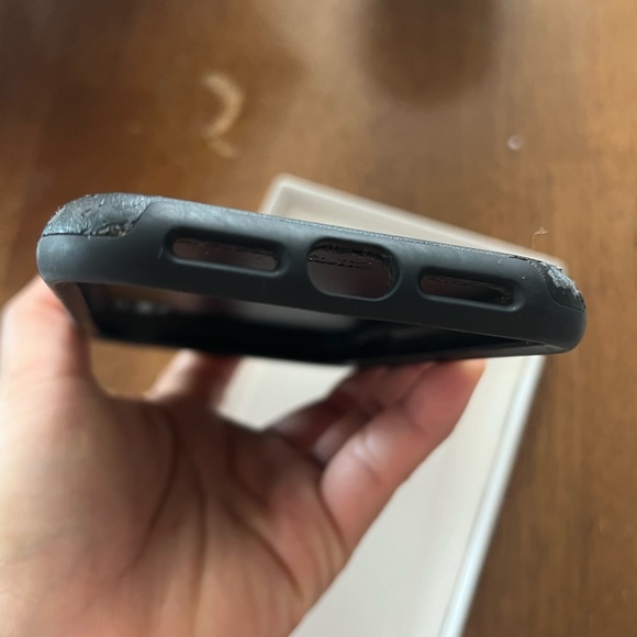 OTTERBOX iPhone XR Case Phone Case w/ Box - Picture 7 of 14